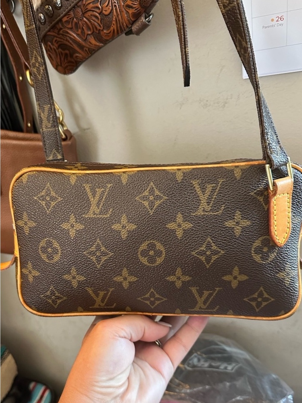 Louis Vuitton Marley Monogram Canvas Pochette Shoulder Bag - Brown/Tan